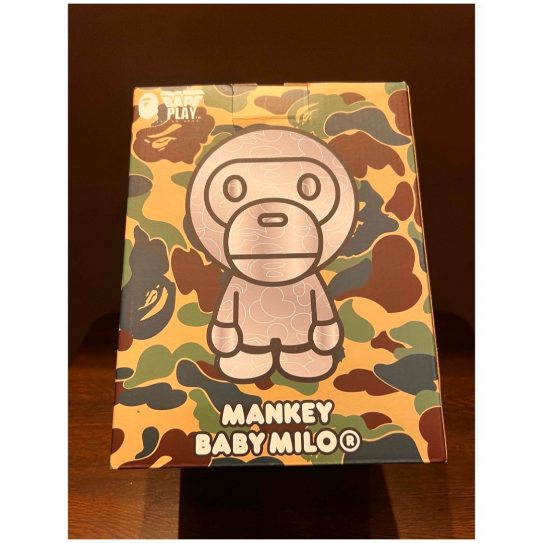 A BATHING APE(アベイシングエイプ)のBABY MILO 10ARTISTS 8” MANKEY 未開封新品  ハンドメイドのおもちゃ(フィギュア)の商品写真