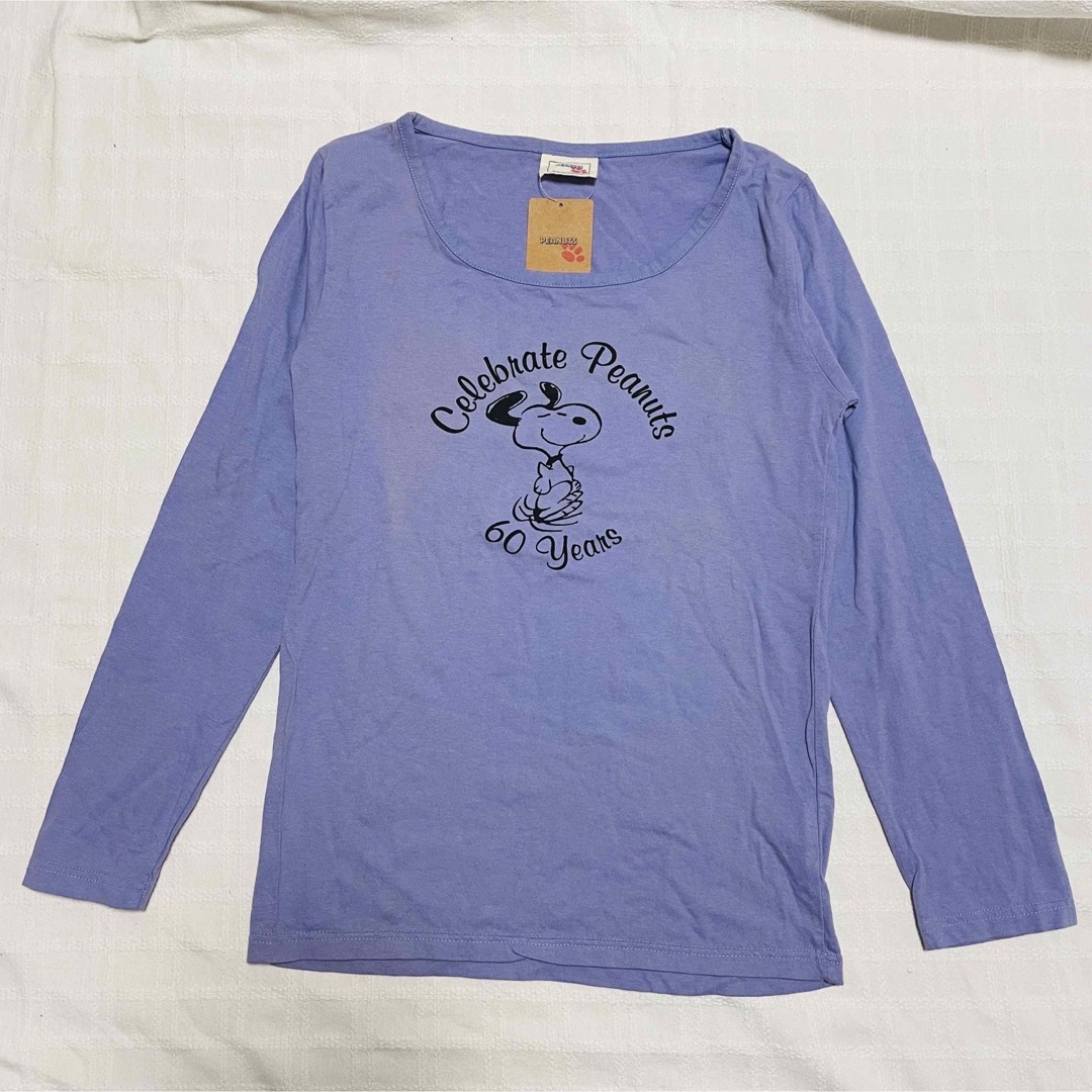 SNOOPY(スヌーピー)のスヌーピー　ピーナッツ　長袖　Tシャツ　カットソー 綿　パープル　紫　L レディースのトップス(Tシャツ(長袖/七分))の商品写真