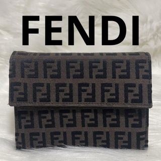 フェンディ(FENDI)の⭐️美品⭐️セール品⭐️FENDI ズッカ柄 折り畳み財布(財布)