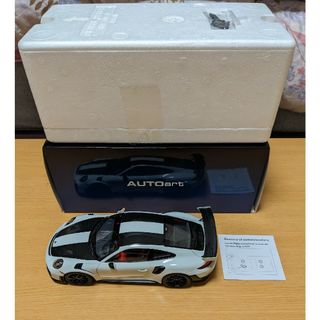 オートアート(AUTOart)のオートアート1/18   ポルシェ911(991.2)GT2 RS(ミニカー)