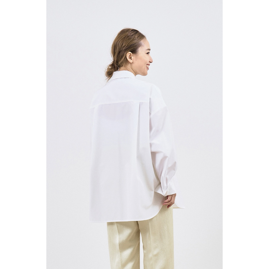 Drawer(ドゥロワー)のyori リボンタイワイドシャツ ホワイト 36 新品・未使用・タグ付 レディースのトップス(シャツ/ブラウス(長袖/七分))の商品写真
