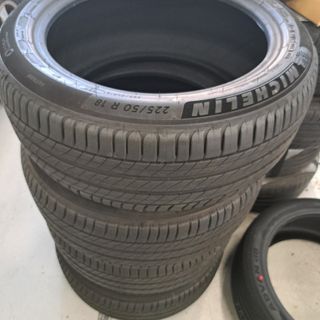 MICHELIN - 新品タイヤ ミシュラン225/50R28