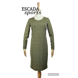 エスカーダ(ESCADA)の美品　ESCADAエスカーダ　ニットワンピース(ひざ丈ワンピース)