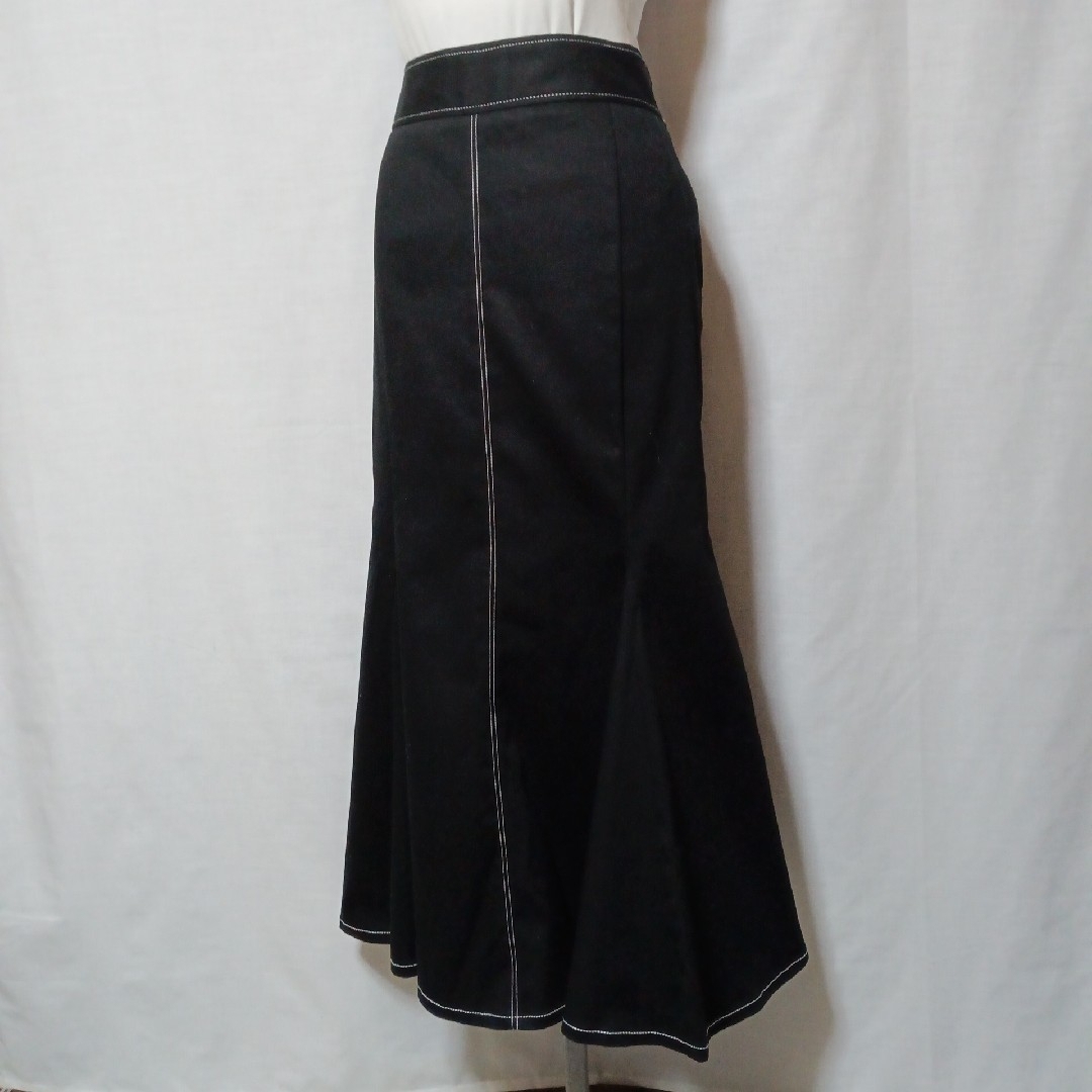 GU(ジーユー)の美品 ジーユー ステッチ マーメイド ロング スカート ストレッチ レディースのスカート(ロングスカート)の商品写真
