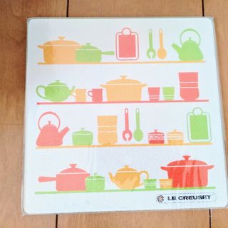 ルクルーゼ(LE CREUSET)のル・クルーゼ　ガラスキッチンプレート(収納/キッチン雑貨)