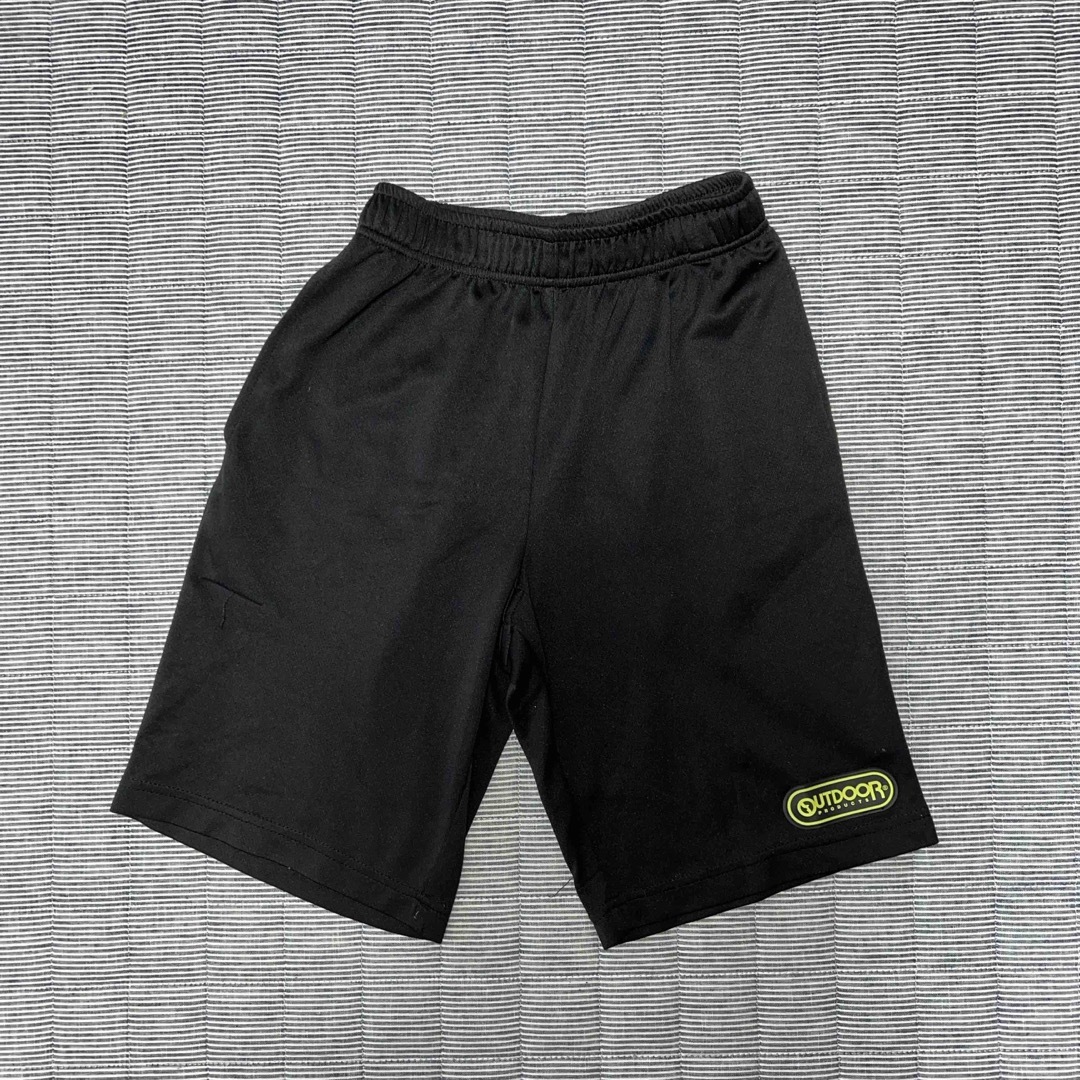 OUTDOOR(アウトドア)のoutdoor キッズハーフパンツ　黒　150 キッズ/ベビー/マタニティのキッズ服男の子用(90cm~)(パンツ/スパッツ)の商品写真