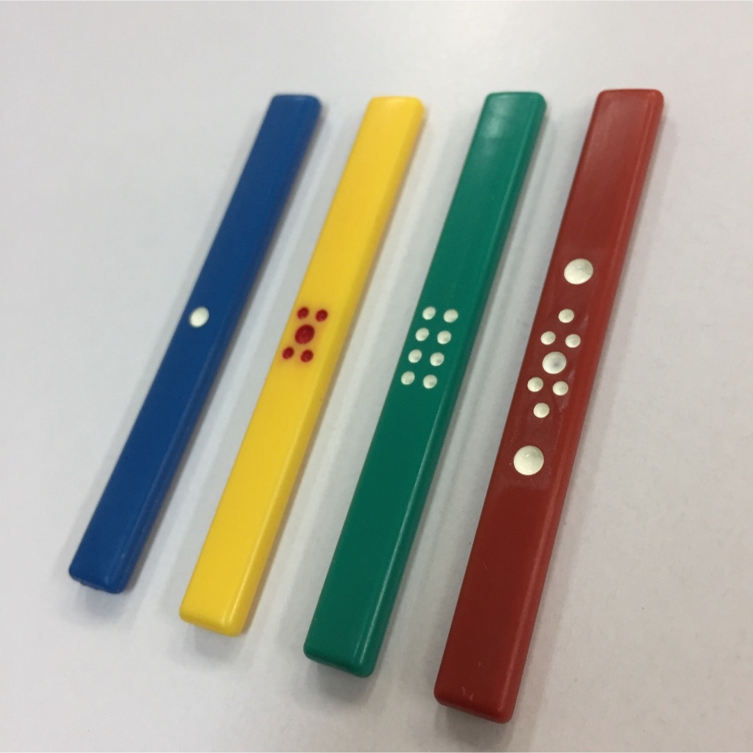 麻雀用点棒 カラー点棒  新品 送料無料 エンタメ/ホビーのテーブルゲーム/ホビー(麻雀)の商品写真