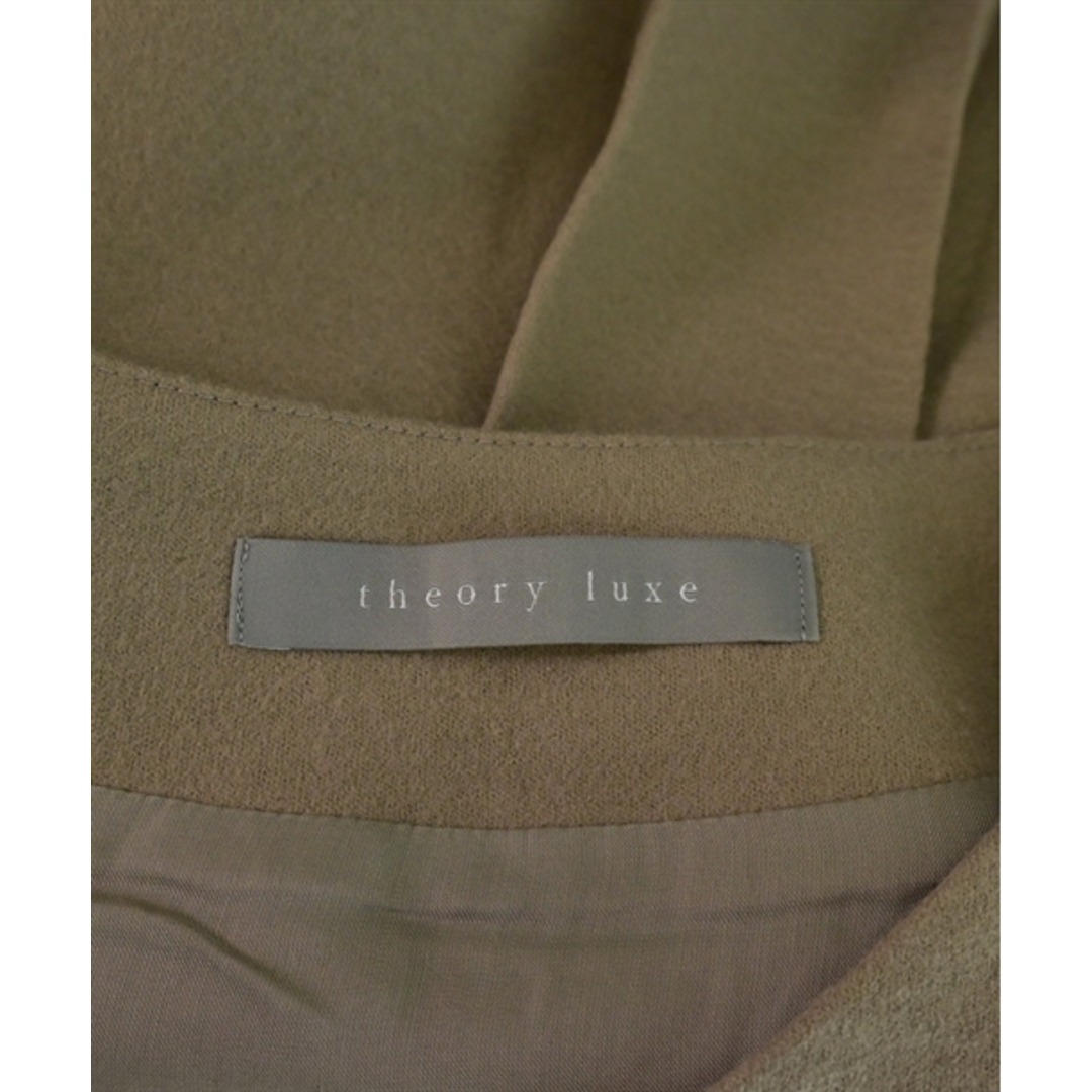 Theory luxe(セオリーリュクス)のtheory luxe セオリーリュクス ブラウス 32(XXS位) ベージュ 【古着】【中古】 レディースのトップス(シャツ/ブラウス(長袖/七分))の商品写真