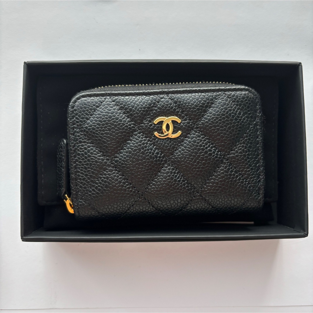 CHANEL(シャネル)のCHANEL シャネル　コインパース　ミニ財布　マトラッセ レディースのファッション小物(財布)の商品写真