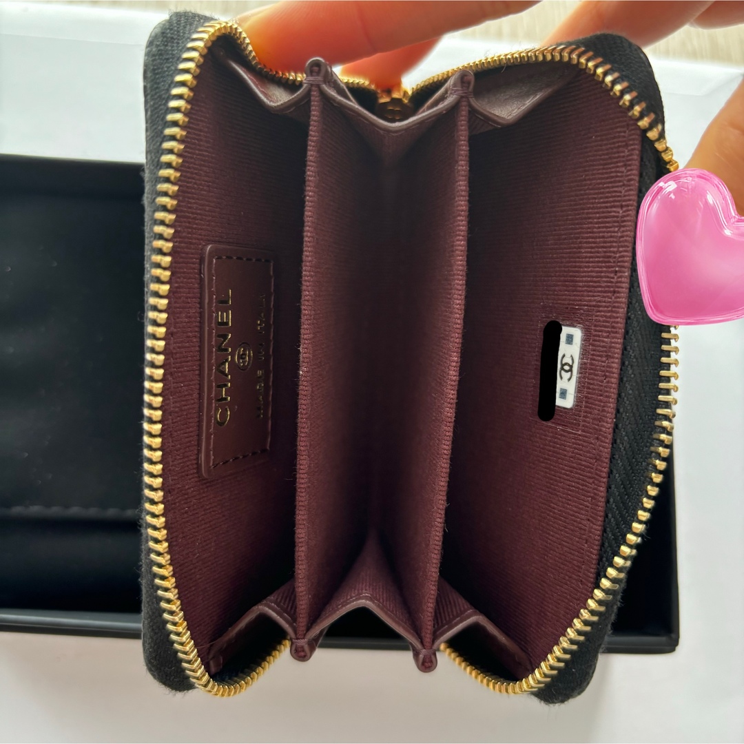 CHANEL(シャネル)のCHANEL シャネル　コインパース　ミニ財布　マトラッセ レディースのファッション小物(財布)の商品写真