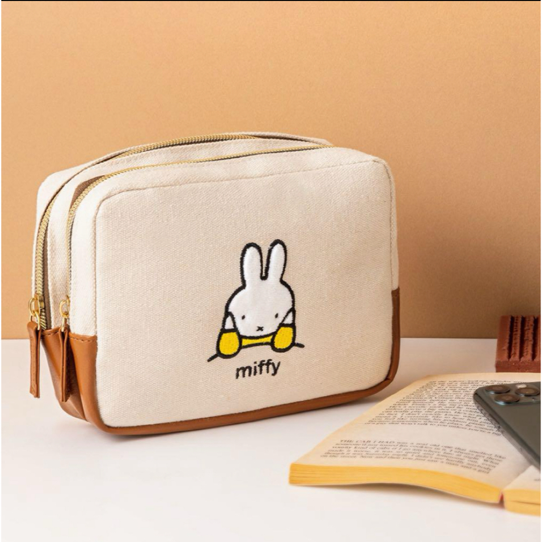 miffy(ミッフィー)のミッフィー　二層式ポーチ、ミッキーマウス　ヴィンテージ調　腕時計 MUSE 付録 レディースのファッション小物(ポーチ)の商品写真