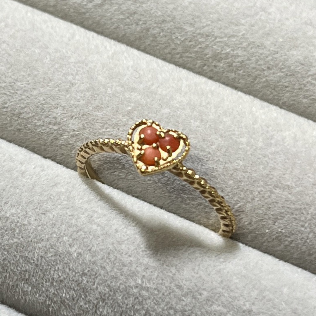 極美品 スワロフスキー SWAROVSKI ネックレス ピンク・乳白色 極美品 スワロフスキー SWAROVSKI ネックレス ピンク・乳白色