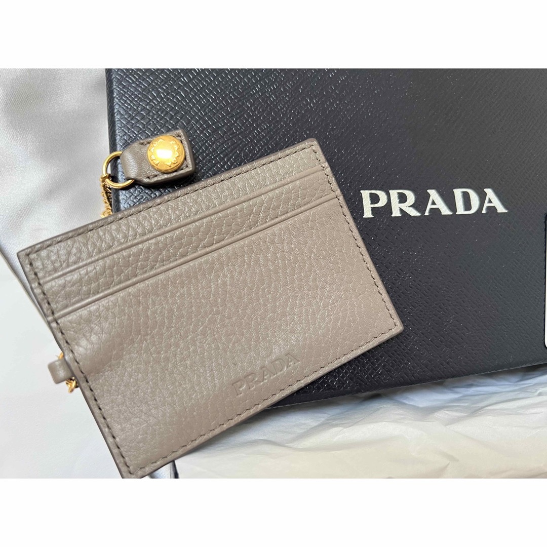 PRADA(プラダ)のPRADA 財布　1MH132 正規品 ほぼ未使用 レディースのファッション小物(財布)の商品写真