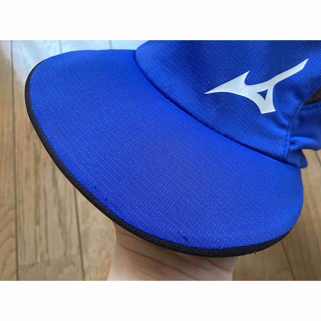 MIZUNO(ミズノ)のミズノ サッカー ジュニア 帽子 キャップ　夏用　速乾性　56-57cm スポーツ/アウトドアのサッカー/フットサル(その他)の商品写真