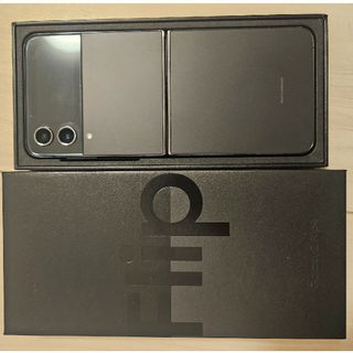 ギャラクシー(Galaxy)のGalaxy Z Flip4 128GB(スマートフォン本体)