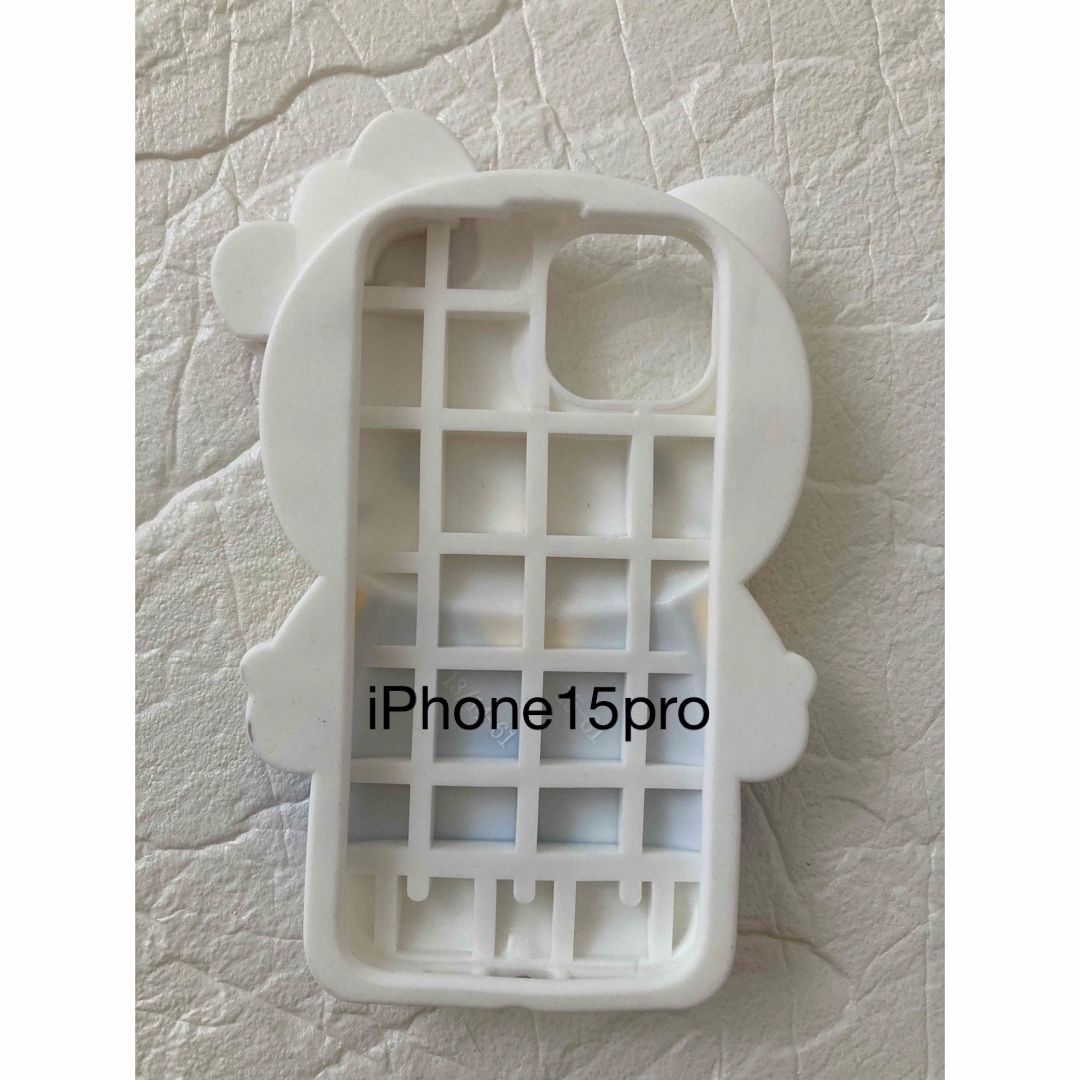 【新品未使用】ハローキティiPhone15Pro ケース スマホ/家電/カメラのスマホアクセサリー(iPhoneケース)の商品写真