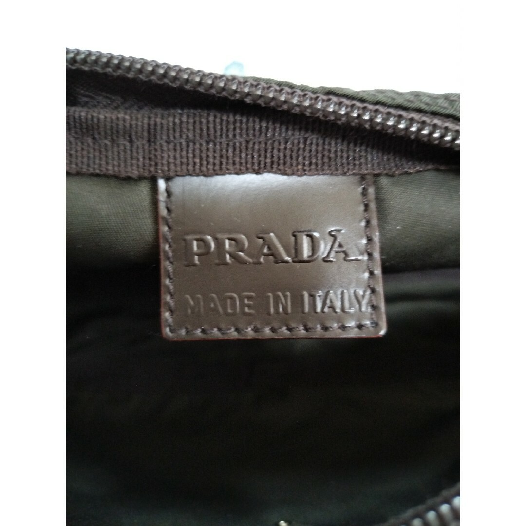 PRADA(プラダ)の【お値下げ中】美品 プラダ PRADA ヴェラ VELA ポーチ MV21 レディースのファッション小物(ポーチ)の商品写真