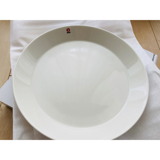 イッタラ(iittala)の未使用品TEEMA/ティーマ ホワイトプレート/WHITE Plate 26cm(食器)