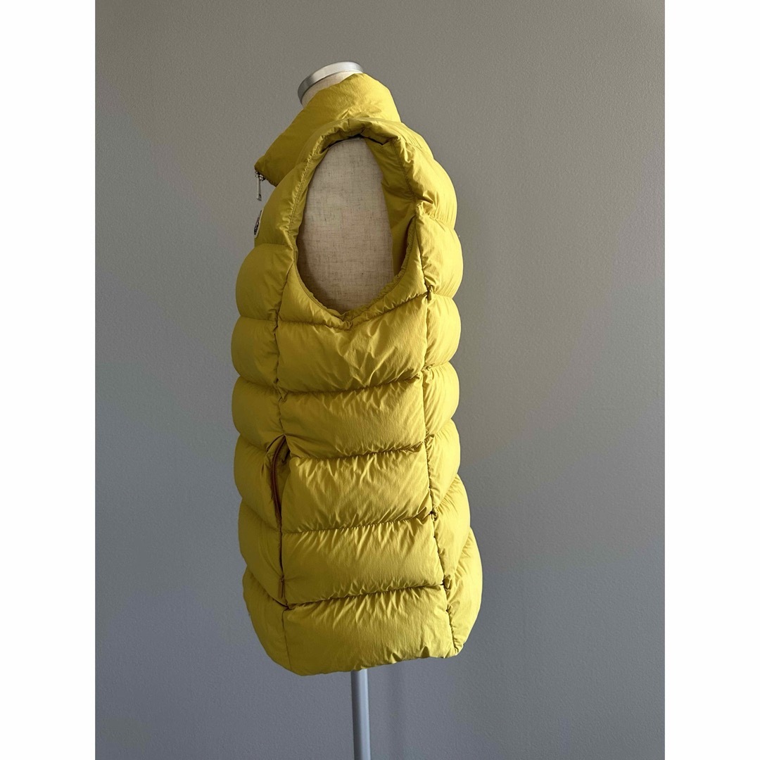 MONCLER(モンクレール)のモンクレール　ダウンベスト メンズのジャケット/アウター(ダウンベスト)の商品写真