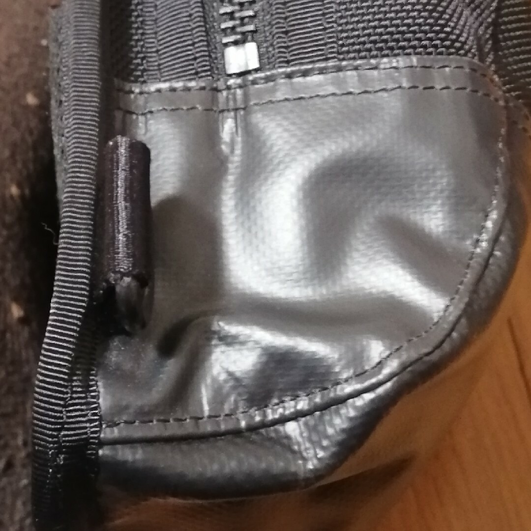 PORTER(ポーター)のPORTER　HEATポーター ヒートSLING SHOULDER BAG メンズのバッグ(ショルダーバッグ)の商品写真