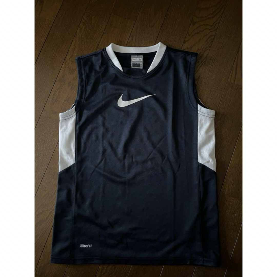 NIKE(ナイキ)の【NIKEのタンクトップ　size150 キッズ/ベビー/マタニティのキッズ服男の子用(90cm~)(その他)の商品写真