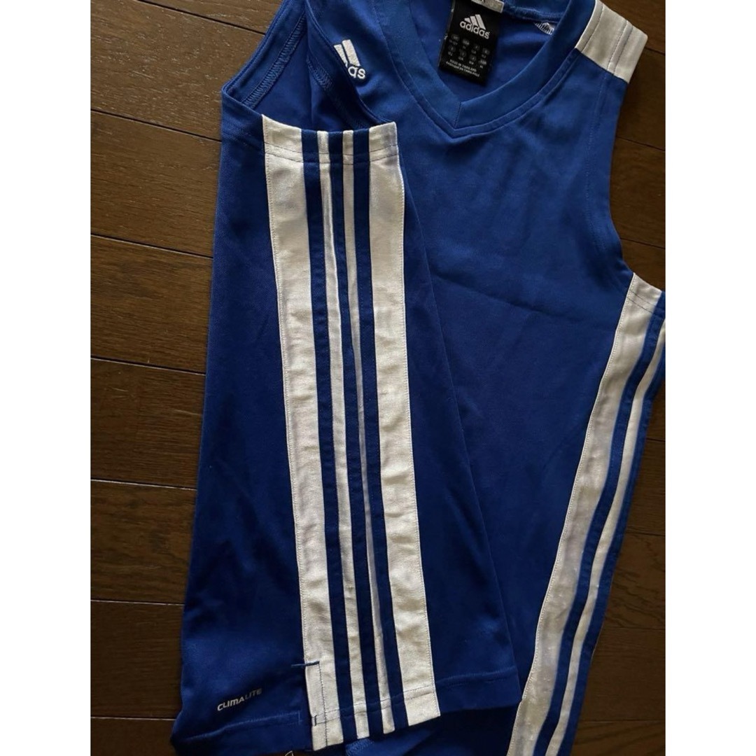 adidas(アディダス)の【adidasのタンクトップ　サイズ150  】 キッズ/ベビー/マタニティのキッズ服男の子用(90cm~)(その他)の商品写真