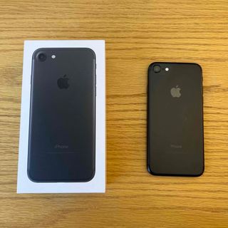 アップル(Apple)のiPhone7 128GB ブラック SIMフリー(スマートフォン本体)