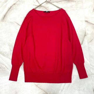 ユニクロ(UNIQLO)のUNIQLO エクストラファインメリノボクシーボートネックセーター　レッド(ニット/セーター)