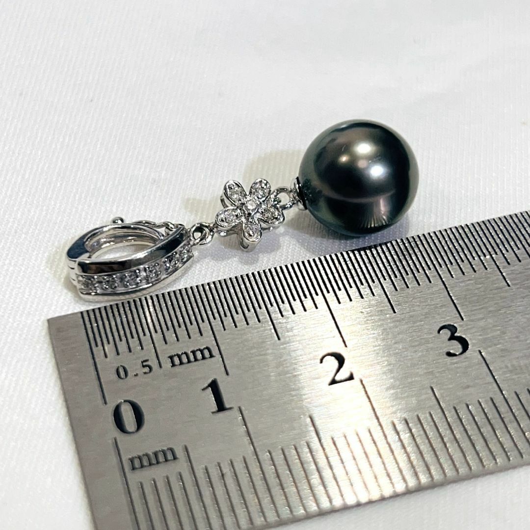 K18WG 黒蝶 タヒチパール ダイヤ ネックレス ペンダントトップ 3.6g レディースのアクセサリー(ネックレス)の商品写真