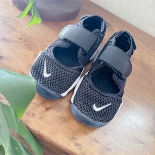 ナイキ(NIKE)のNIKE エアリフト　17cm(サンダル)