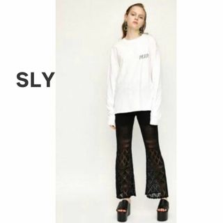 スライ(SLY)のSLY スライ　パンツ　レディース　黒　ブラック　ブーツカット　レース編み(カジュアルパンツ)