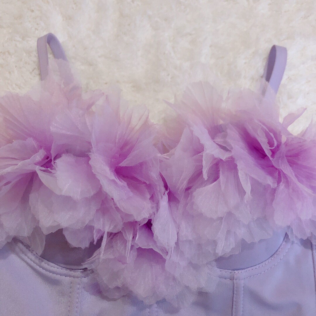 SHEIN(シーイン)のビスチェ　ダンス　トップス　キャミソール　花　紫　パープル　ピンク　ブラトップ レディースのトップス(ベアトップ/チューブトップ)の商品写真
