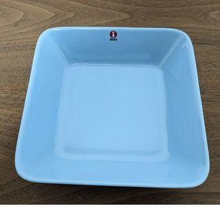 イッタラ(iittala)のイッタラ　ティーマ　ライトブルー　スクエア　16㎝　1枚　新品(食器)