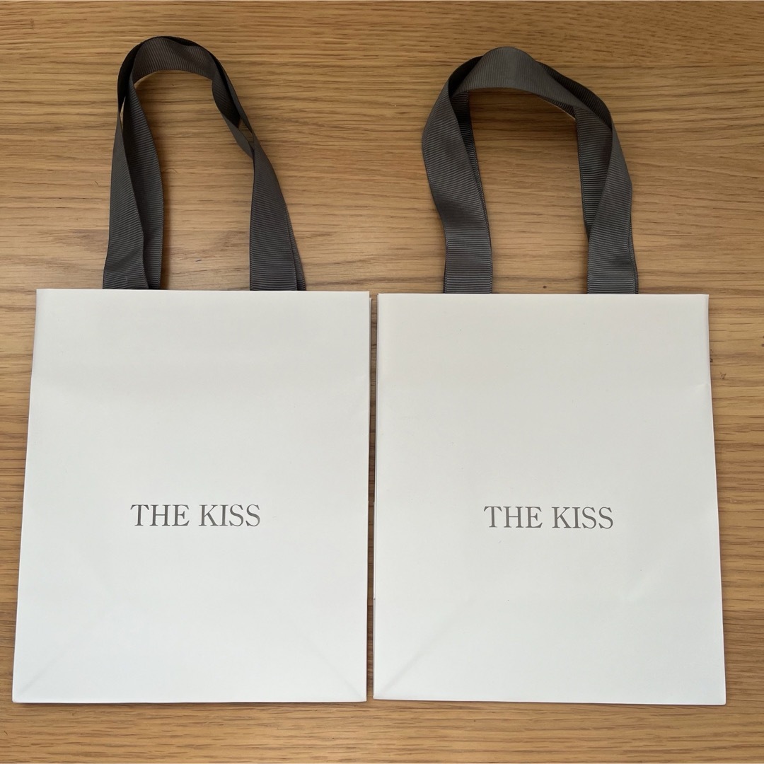 THE KISS(ザキッス)のTHE KISS　紙袋 ショッパー レディースのバッグ(ショップ袋)の商品写真