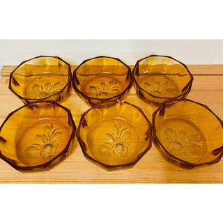 昭和レトロ　ガラス食器　アンバー　小鉢(食器)