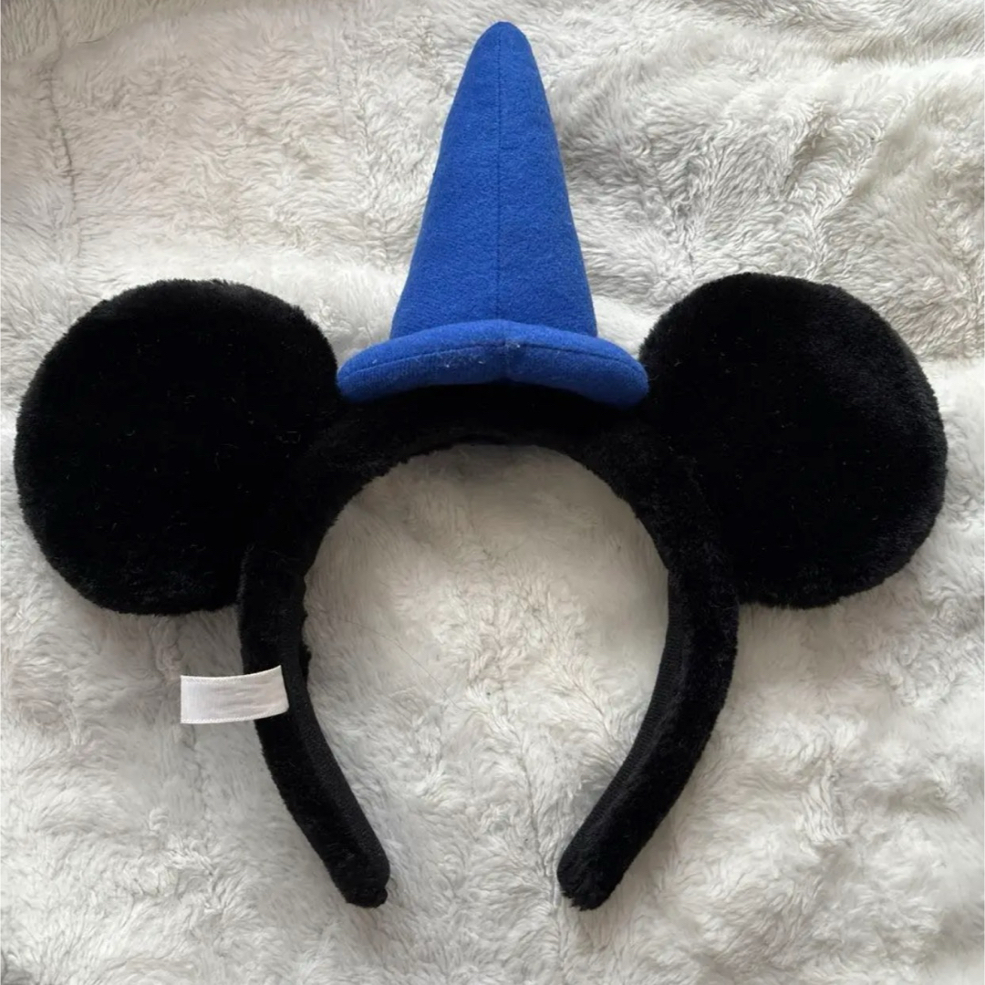 Disney(ディズニー)のミッキー　カチューシャ　ディズニー エンタメ/ホビーのおもちゃ/ぬいぐるみ(キャラクターグッズ)の商品写真