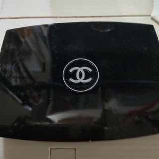 シャネル(CHANEL)のシャネル アイシャドウ、グロスパレット コントゥラスト ルミエール(アイシャドウ)