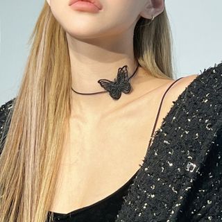 ディーホリック(dholic)の新品☆DHOLIC☆Butterflyチョーカーネックレス☆黒☆フリーサイズ(ネックレス)