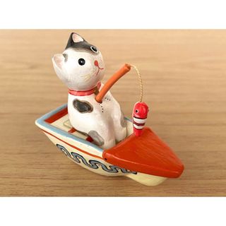 レトロ!木製の釣りをする猫(置物)
