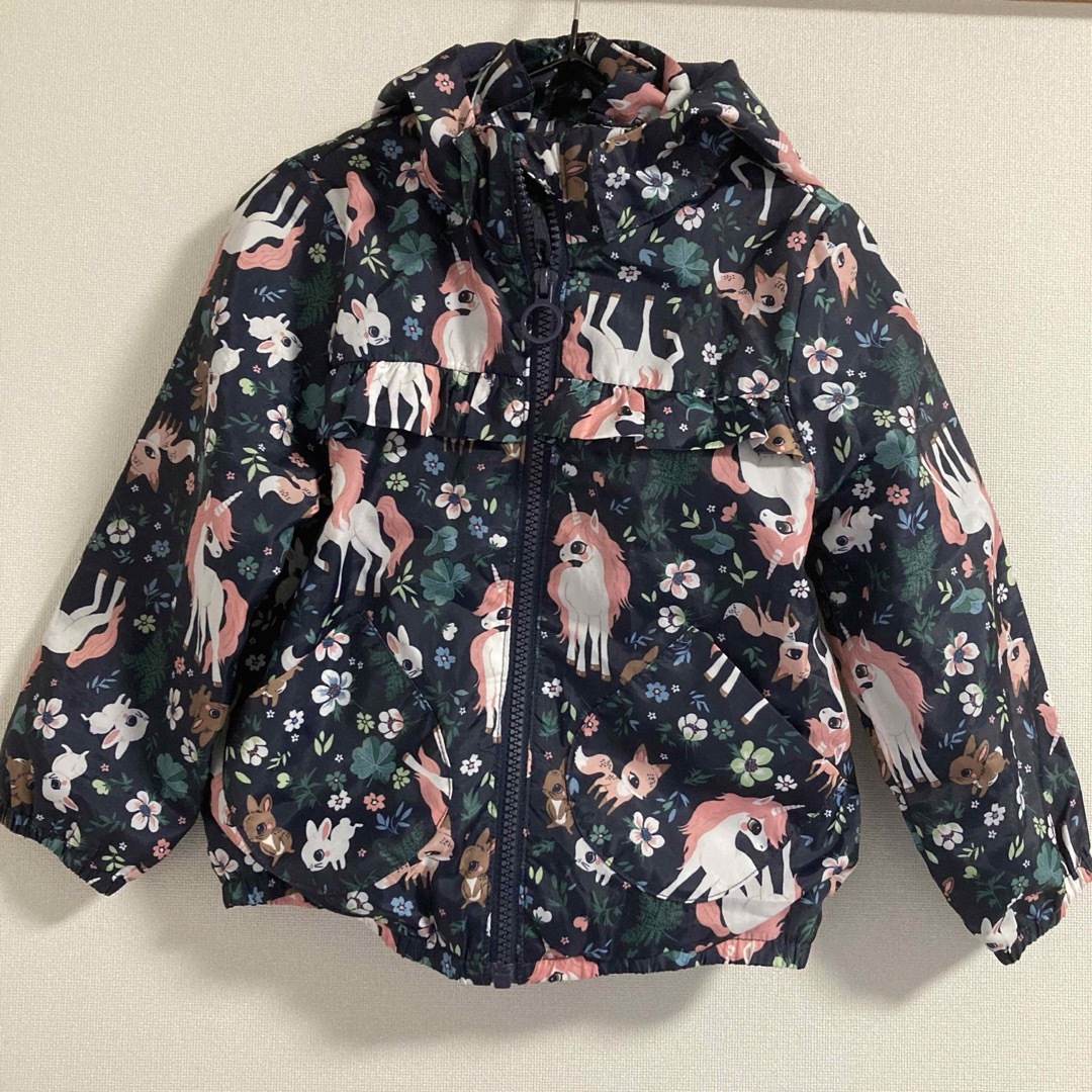 H&M(エイチアンドエム)の【中古】H&Mウィンドブレーカー　100 キッズ/ベビー/マタニティのキッズ服女の子用(90cm~)(ジャケット/上着)の商品写真