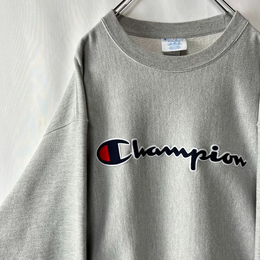 Champion(チャンピオン)のチャンピオン　リバースウィーブ　カレッジロゴ　スウェットトレーナー　グレー　XL メンズのトップス(スウェット)の商品写真