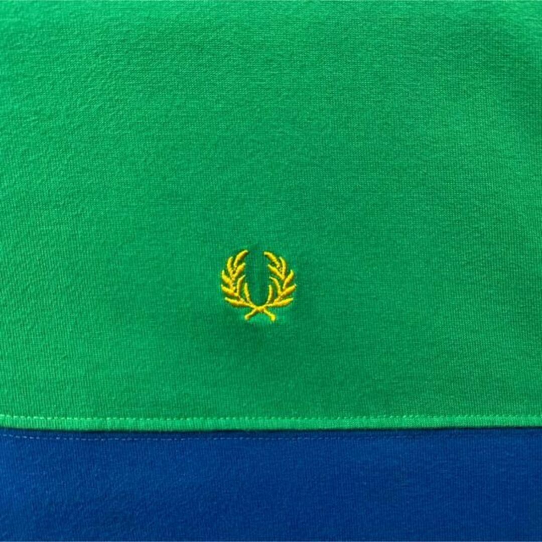 FRED PERRY(フレッドペリー)のフレッドペリー　ポロシャツ　ワンポイントロゴ　半袖シャツ　ボーダー　XLサイズ メンズのトップス(ポロシャツ)の商品写真