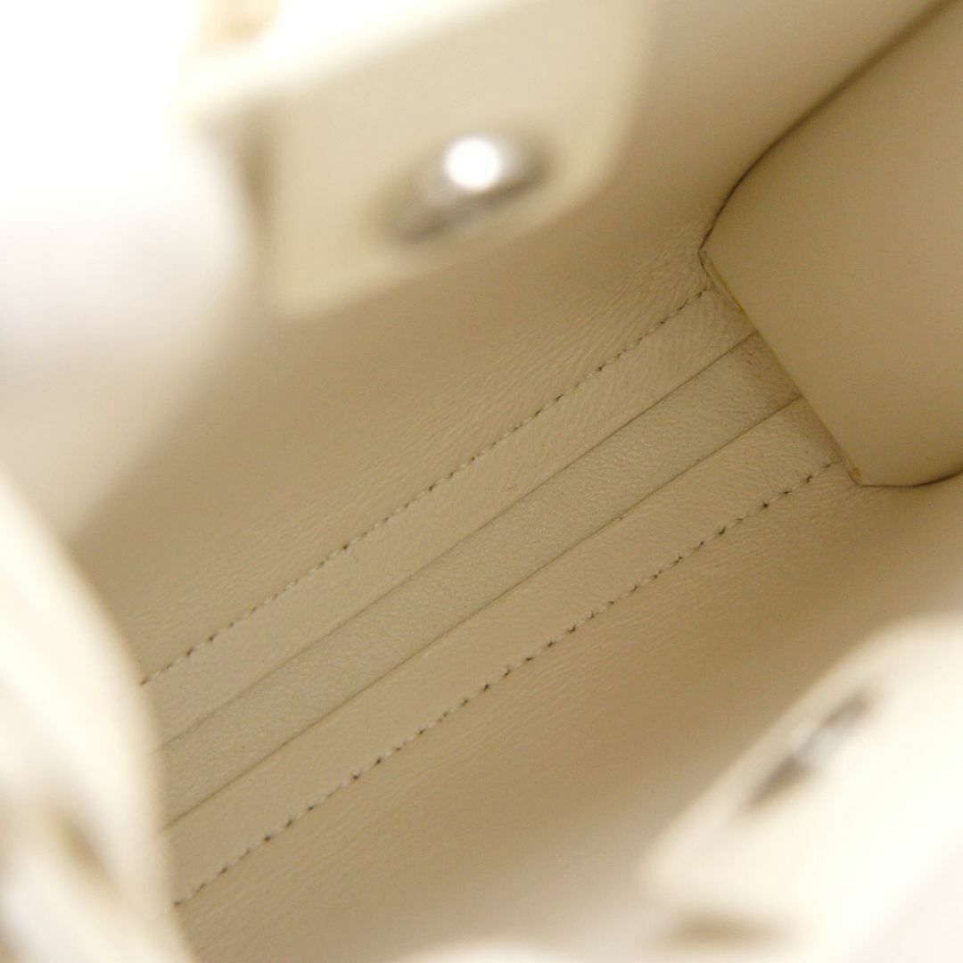 Jil Sander(ジルサンダー)の美品 ジルサンダー JIL SANDER ショルダーバッグ TANGLE タングル スモール ホワイト系 イタリア製 ミニバッグ 斜め掛け 白 ノットストラップ 革 レディースのバッグ(ショルダーバッグ)の商品写真