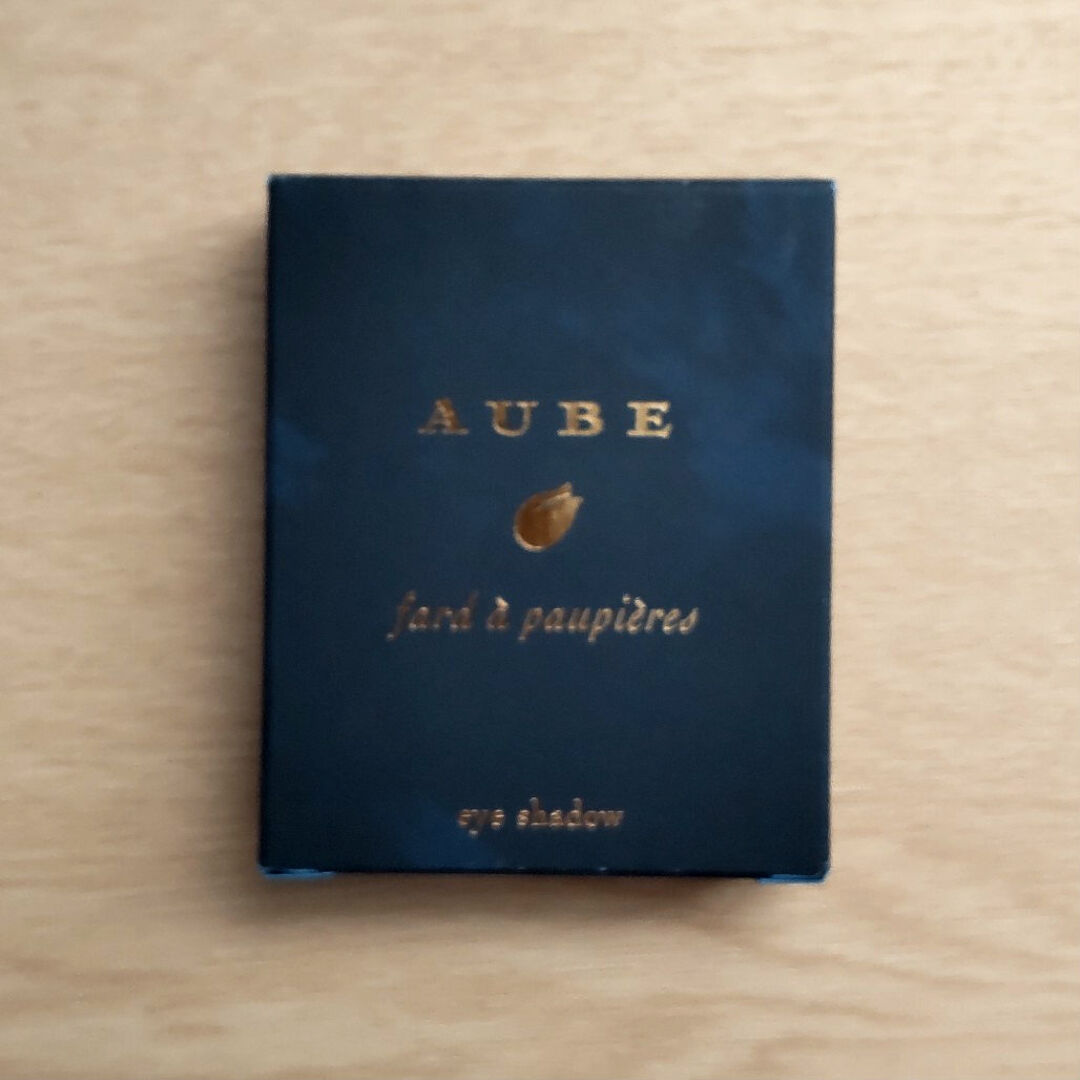 AUBE(オーブ)のソフィーナAUBE アイシャドゥ コスメ/美容のベースメイク/化粧品(アイシャドウ)の商品写真