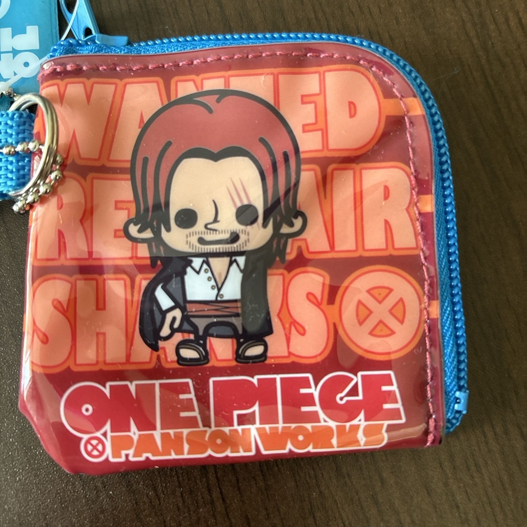 ONE PIECE(ワンピース)のワンピース　小銭入れ エンタメ/ホビーのおもちゃ/ぬいぐるみ(キャラクターグッズ)の商品写真