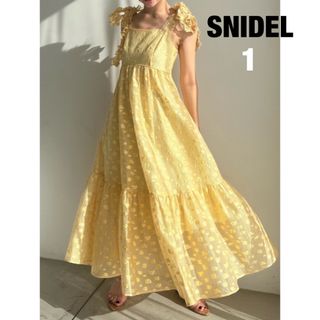 スナイデル(SNIDEL)のスナイデル　snidel 肩リボンジャガードキャミワンピース　イエロー　1★新品(ロングワンピース/マキシワンピース)