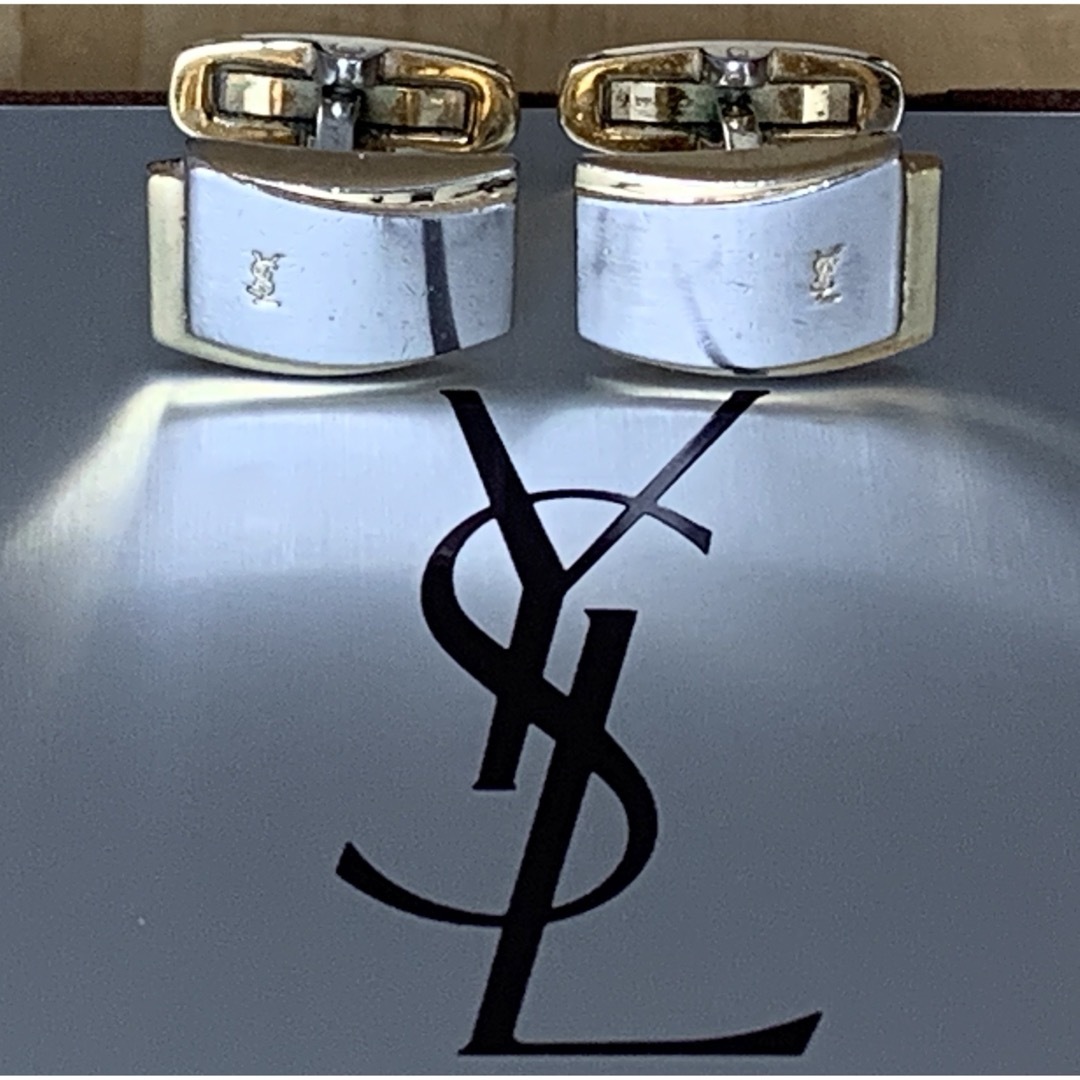 Yves Saint Laurent(イヴサンローラン)のYves Saint Laurent カフリンクス※付属品無し メンズのファッション小物(カフリンクス)の商品写真