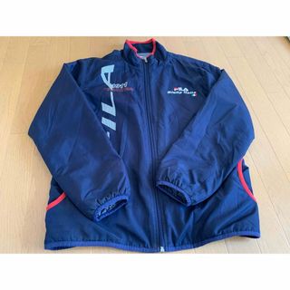 FILA 男性用　Mサイズ　薄手ジャンパー　中古