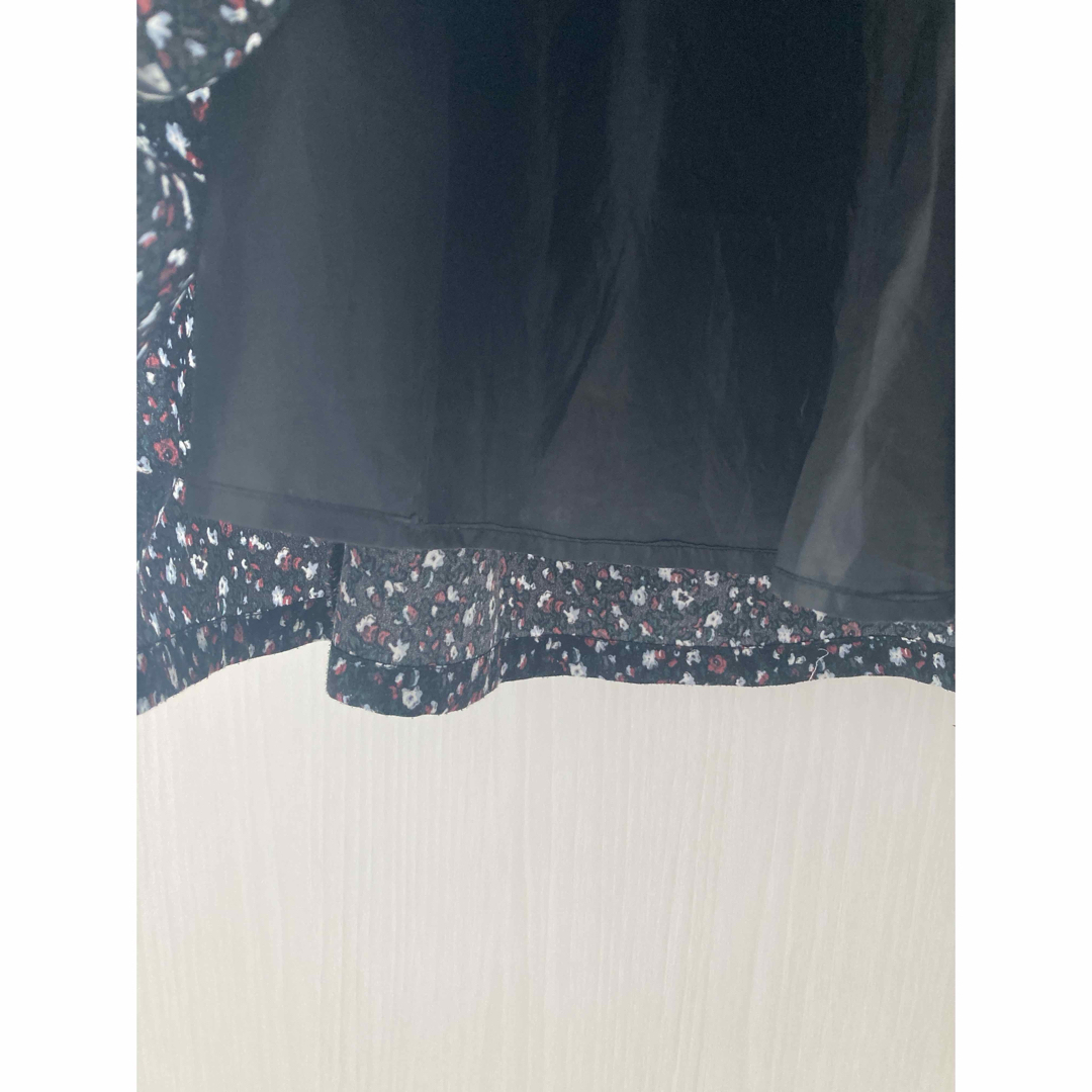 USED フレアスカート　M  小花柄 レディースのスカート(ロングスカート)の商品写真