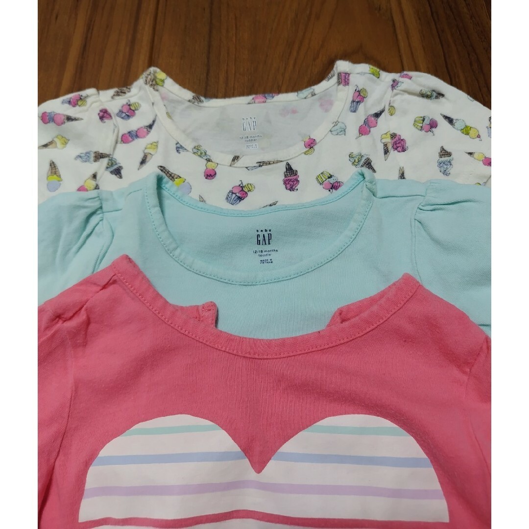 babyGAP(ベビーギャップ)の80cm　Tシャツ　トップス　半袖　レギンス　パンツ　ショートパンツ キッズ/ベビー/マタニティのベビー服(~85cm)(Ｔシャツ)の商品写真